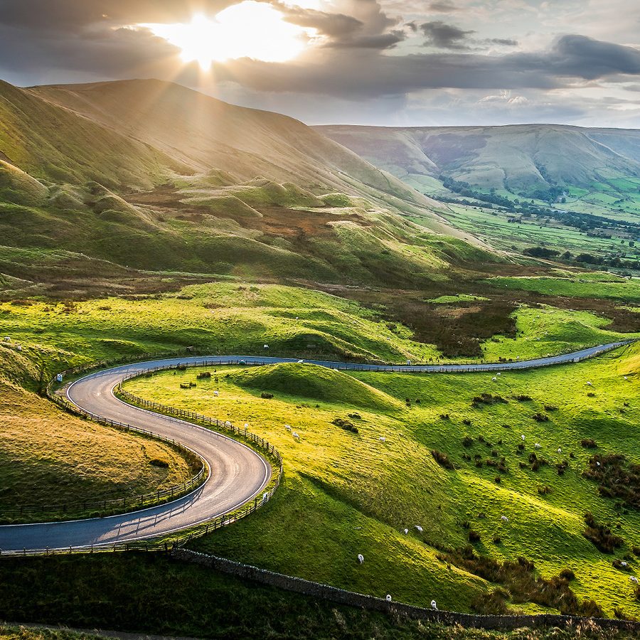 Image of windy road in the mountains